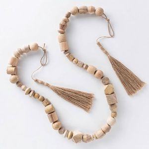 Threshold Studio McGee 8 Ft Decorative Wooden Beads Garland With‎ Tassels - NWT
